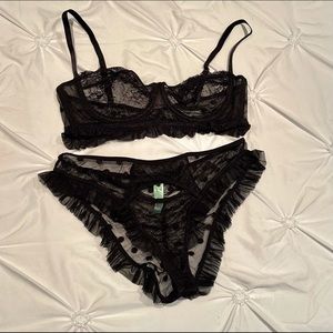Black Lace Lingerie Set